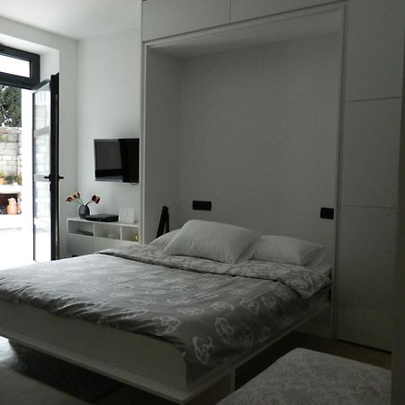 Apartamento Rose Downtown Podgorica Exterior foto