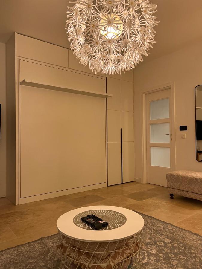 Apartamento Rose Downtown Podgorica Exterior foto