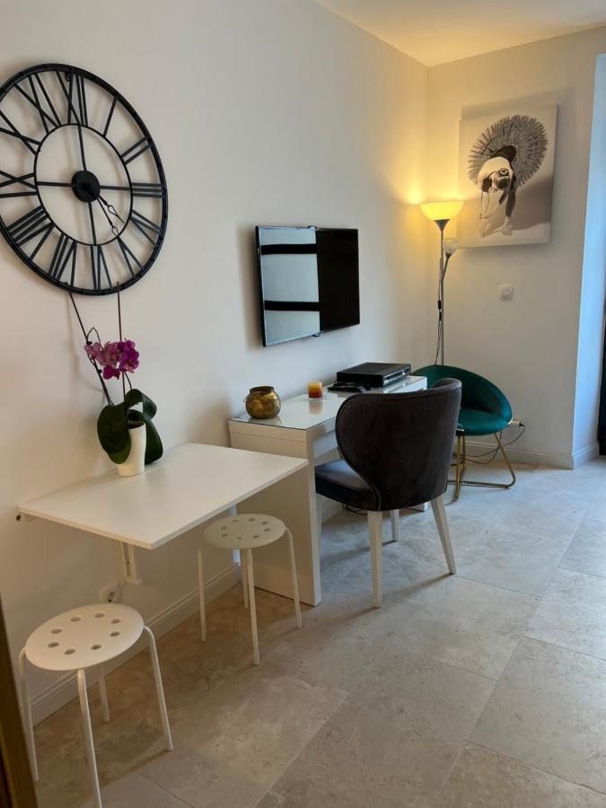 Apartamento Rose Downtown Podgorica Exterior foto