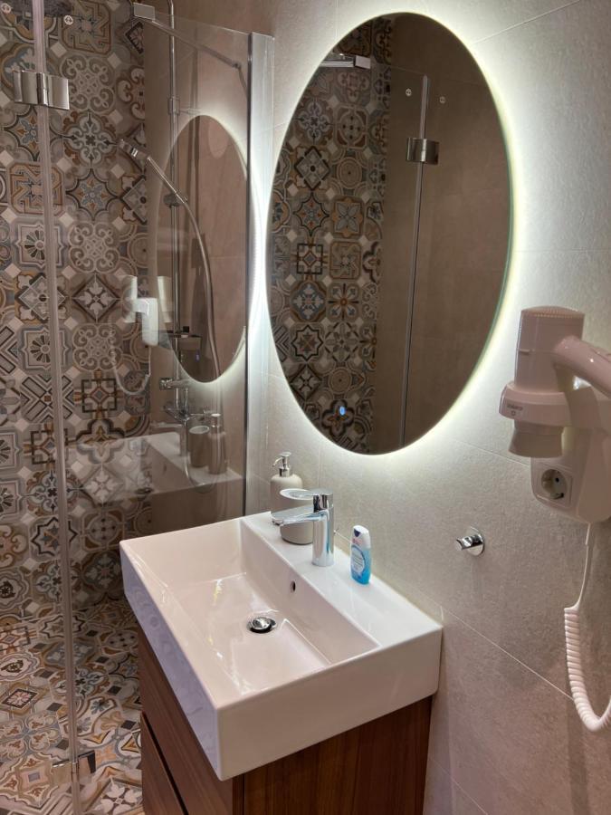 Apartamento Rose Downtown Podgorica Exterior foto