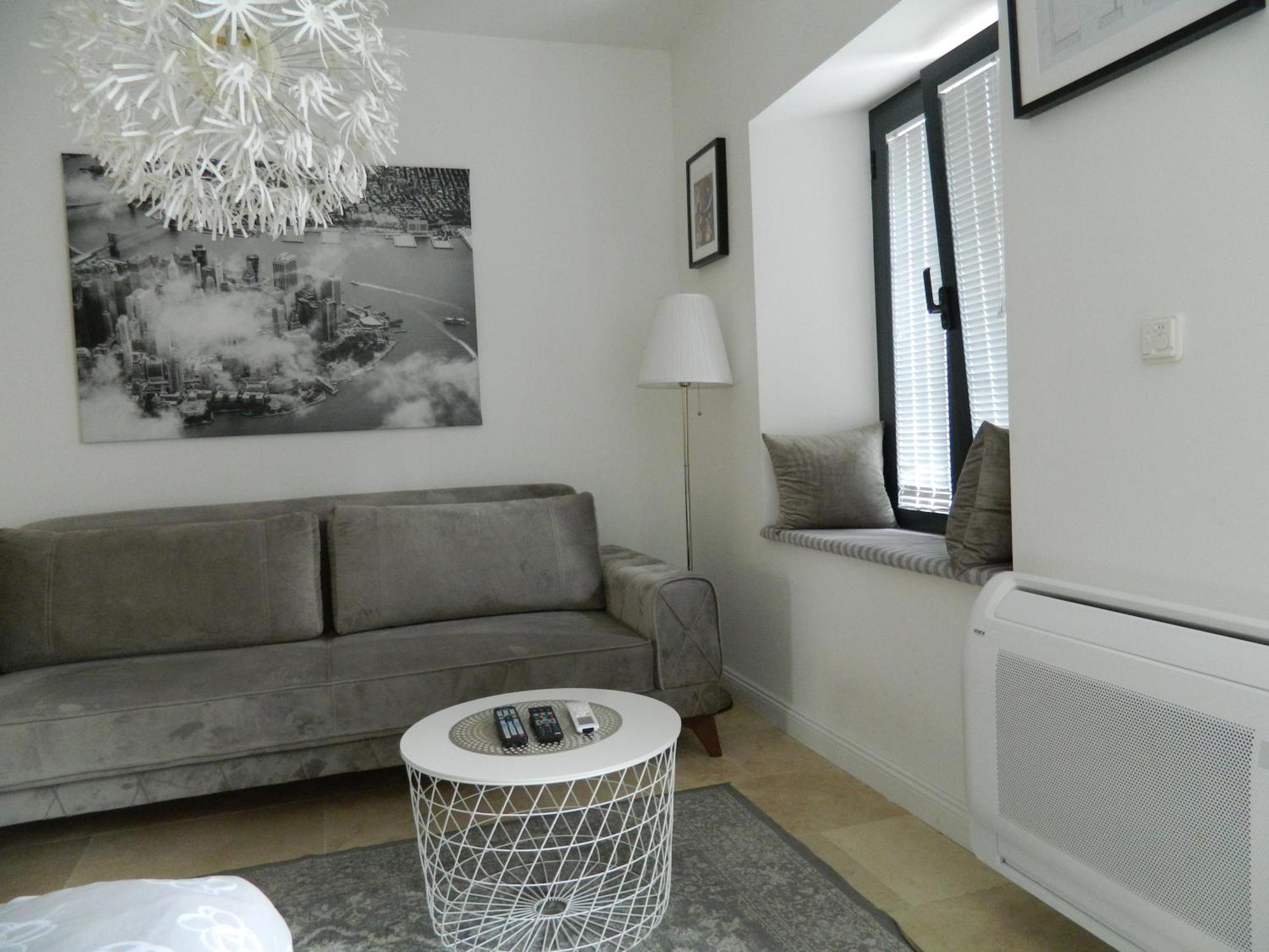 Apartamento Rose Downtown Podgorica Exterior foto