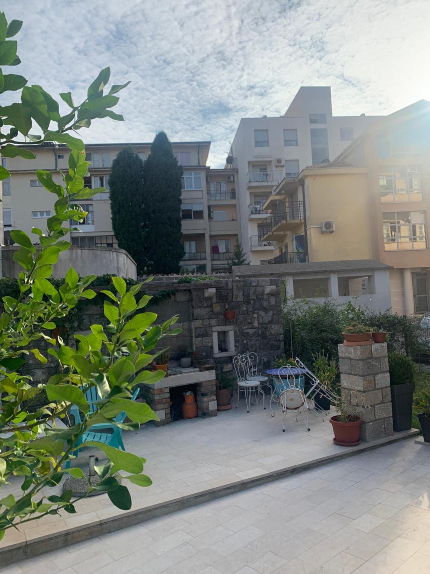 Apartamento Rose Downtown Podgorica Exterior foto