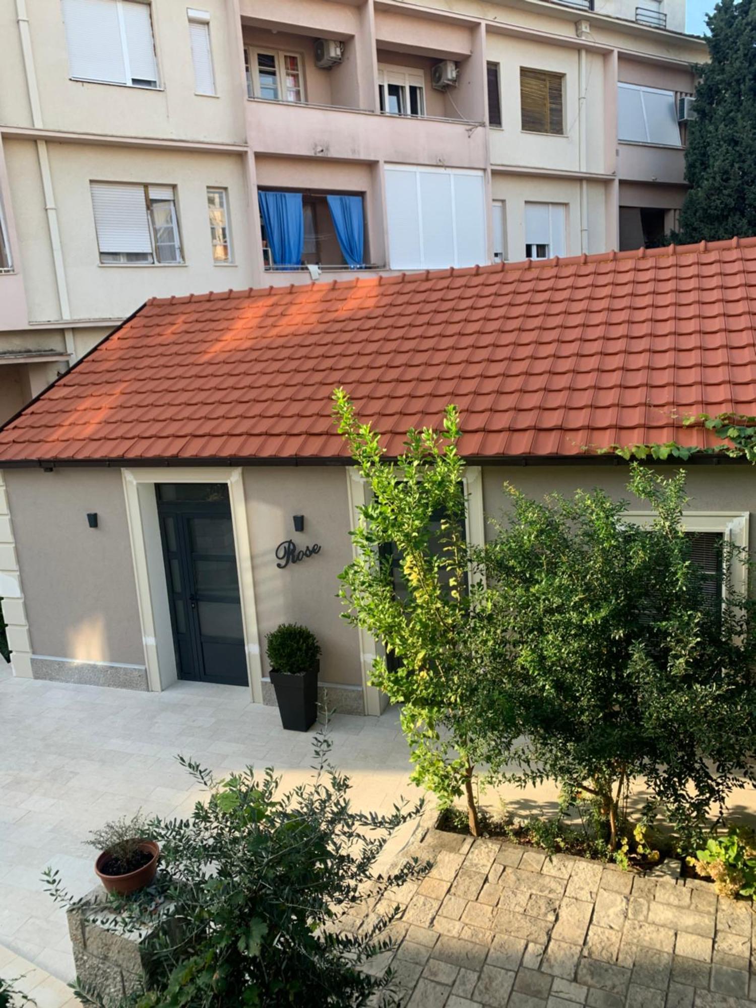 Apartamento Rose Downtown Podgorica Exterior foto