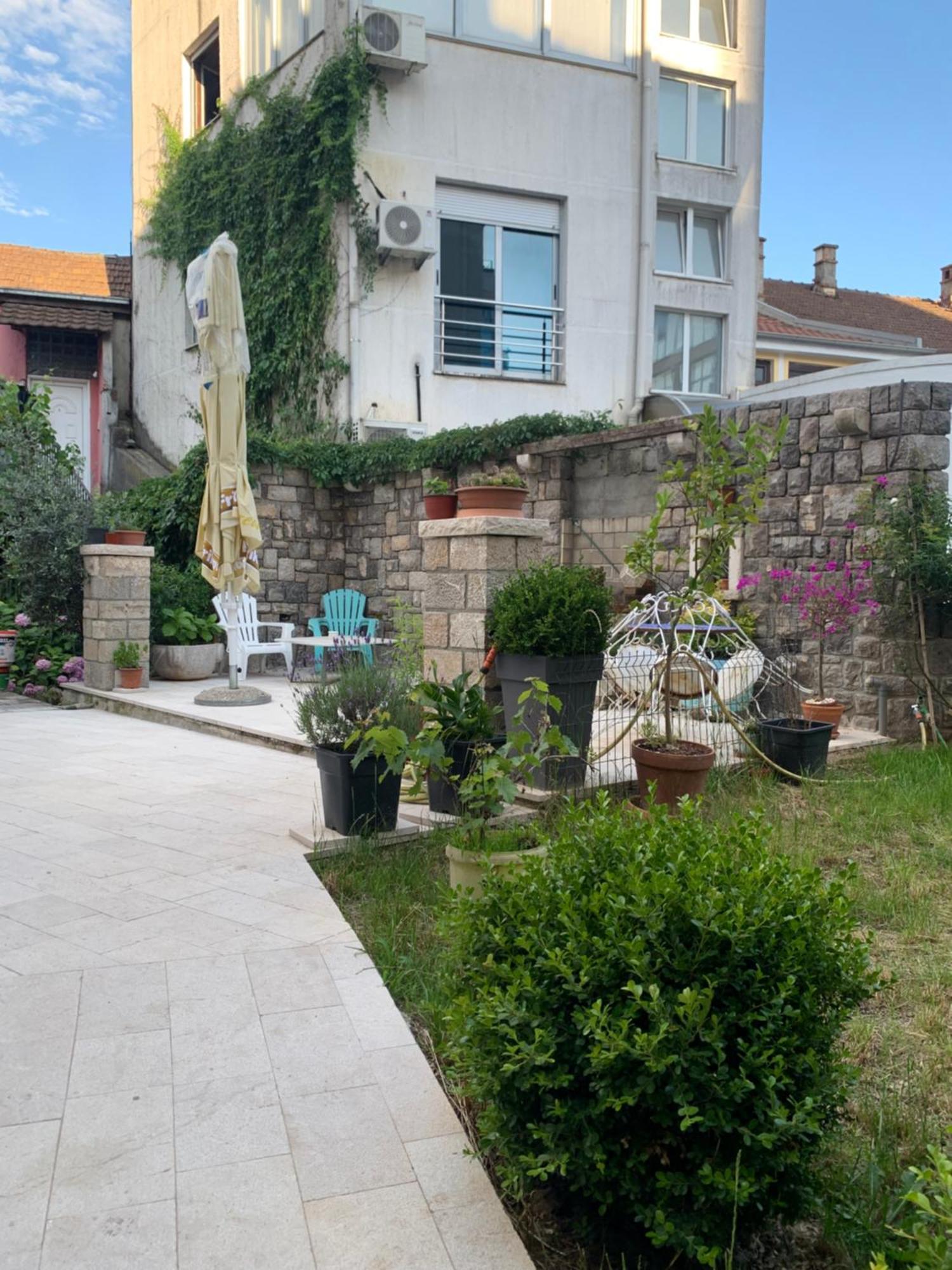 Apartamento Rose Downtown Podgorica Exterior foto